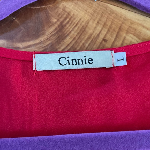 Cinnie Red Top NWOT - Picture 4 of 6